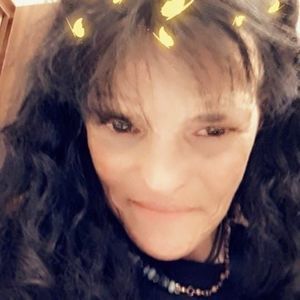 Meet your Posher, Carol